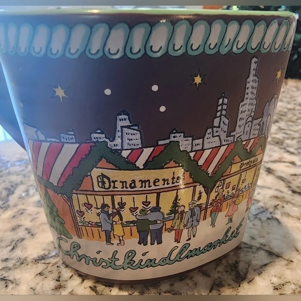 Christkindlmarket Chicago Small Heart Shaped Mug - Picture 10 of 11